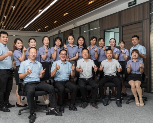 七彩新型材料集团有限公司