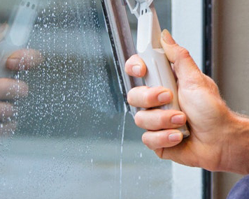 苏州龙发保洁服务有限公司