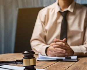 “七十二辩”企业法律咨询顾问