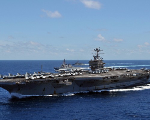 一个公司只有两三个人，每年利润会有100万以上，这些公司都是做什么的？什么模式？